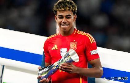 巴塞罗那发布备战花絮；转会期更衣室发声；法国杯任务艰巨；赛程密集仍需轮换的简单介绍