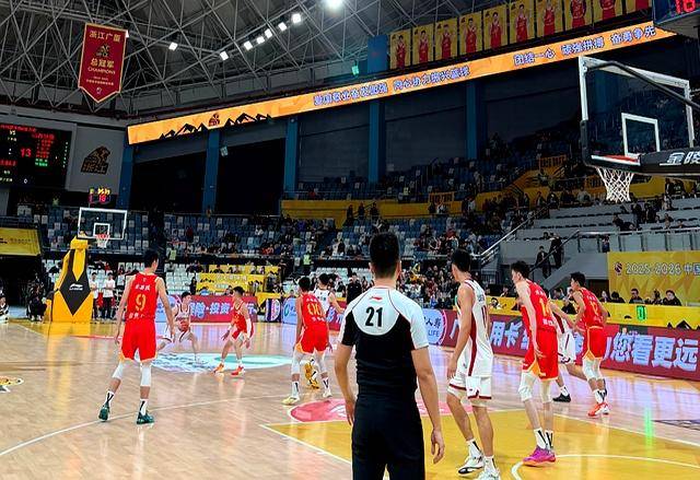 赛地聚焦——CBA季后赛今晚热度飙升；巴黎圣日耳曼门线救险；态度坚定；心理建设被强调的简单介绍